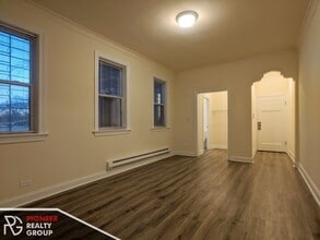 Building Photo - 2934 W Palmer St