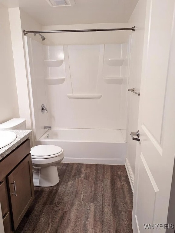 Building Photo - 77 Laverack Ave