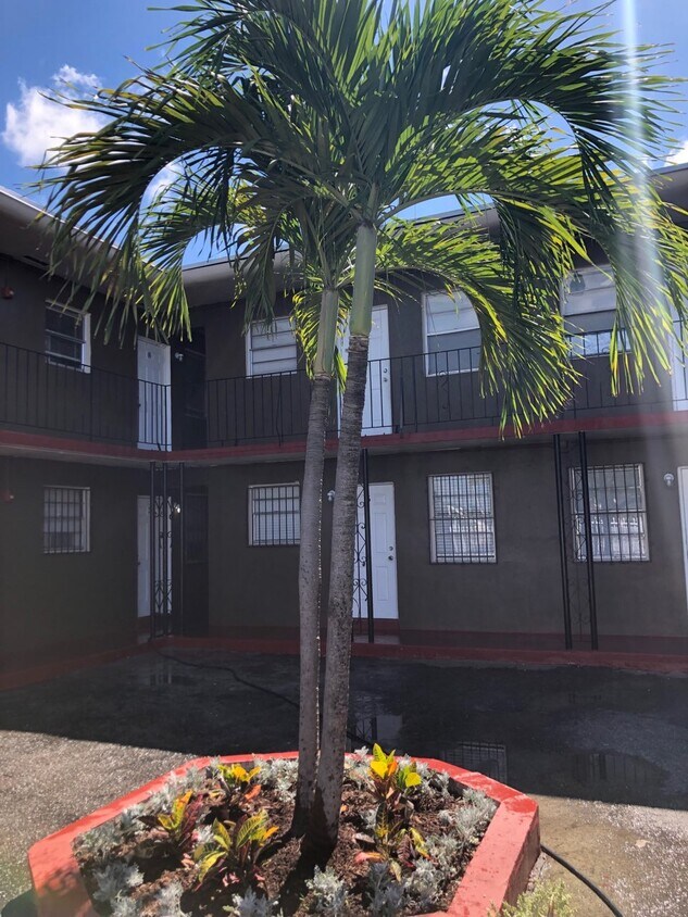 Primary Photo - 6601 NW 12th Ave