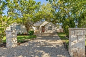 Building Photo - 8312 Jancy Dr