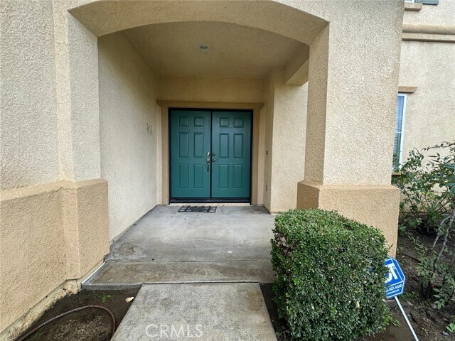 Building Photo - 25335 MacKenzie Ct