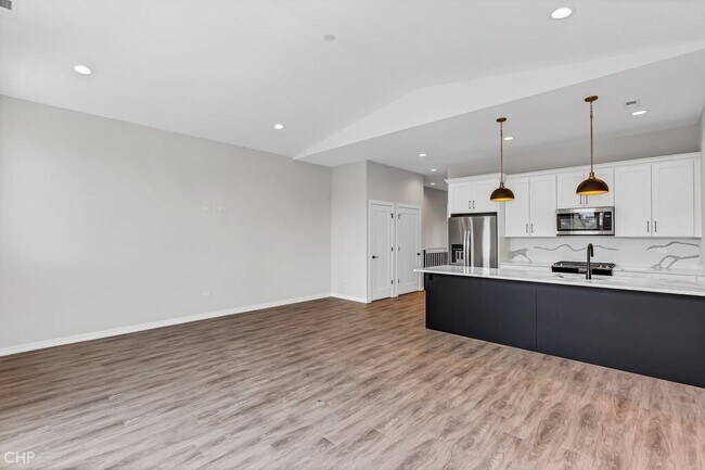 Foto del edificio - 4904 S St Lawrence Ave