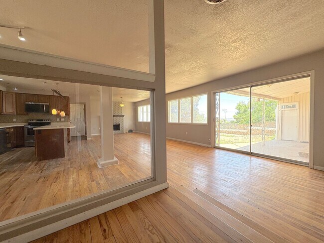 Foto del edificio - Northeast El Paso 3 bed/2bath in Mountain Park Neighborhood!