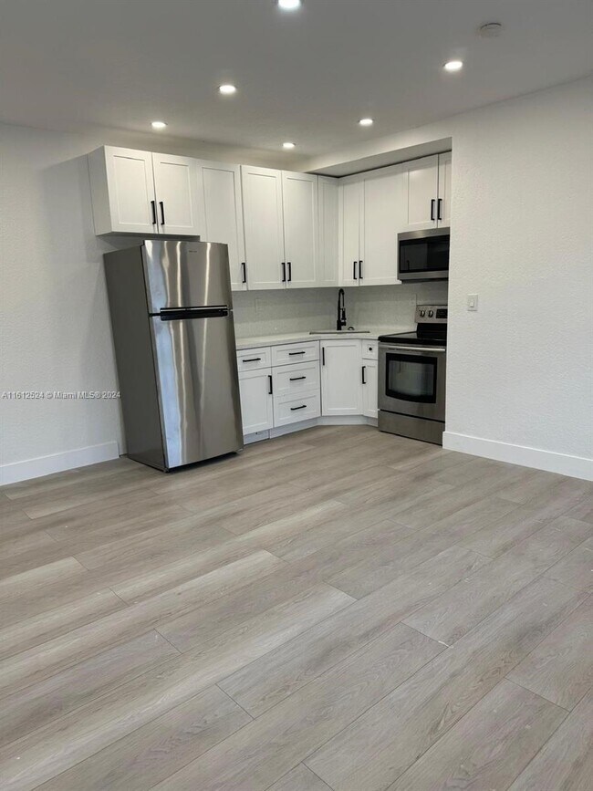 Foto del edificio - 5521 NW 1st Ave
