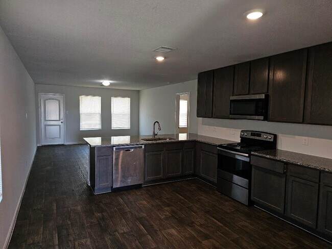 Building Photo - 15118 Sorrento Bay Cir