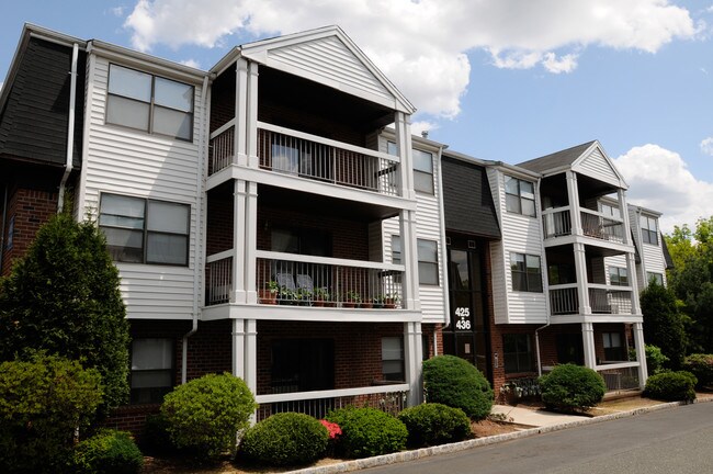 Foto del edificio - Oak Tree Village