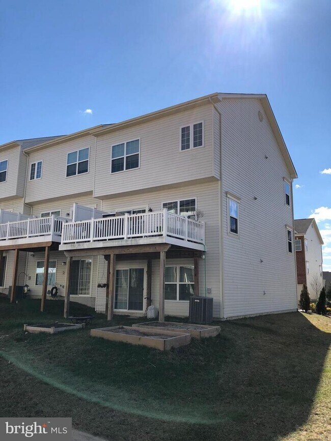 8499 Winding Trail, Laurel, MD 20724 Townhome Rentals in Laurel MD