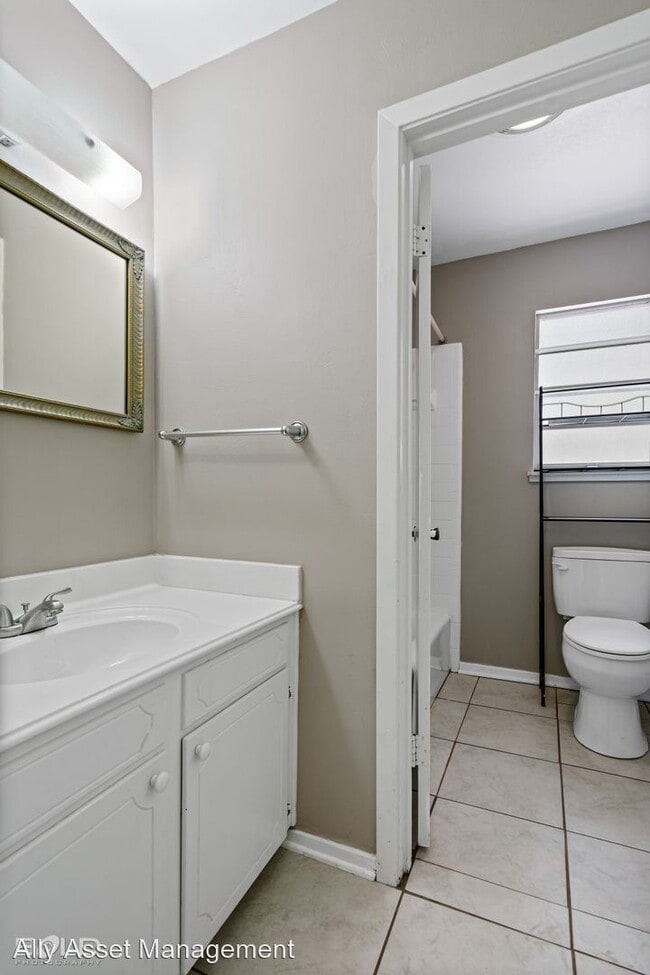 Building Photo - 5 br, 2 bath House - 867 Belden
