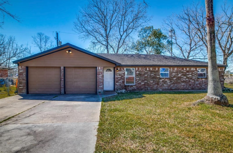 Photo - 2922 Michael St (Bacliff, TX)