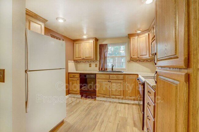Building Photo - 14168 E Radcliff Cir