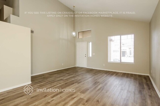 Building Photo - 15927 W Tasha Dr