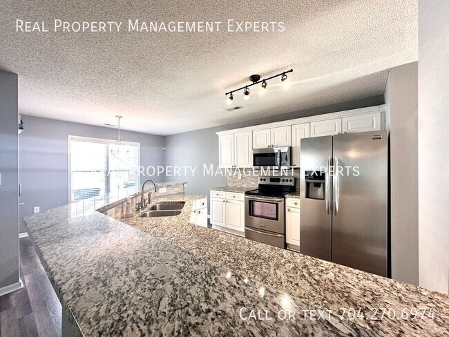 Foto del edificio - 7603 Rolling Meadows Ln