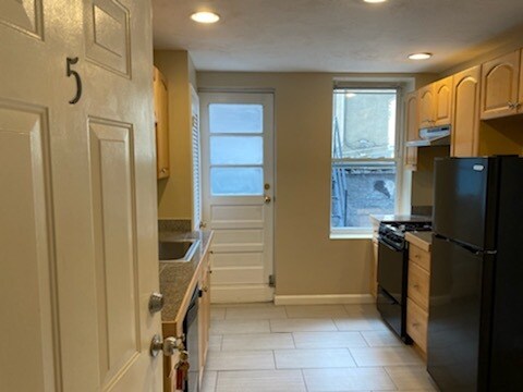 Foto del edificio - 220 Hanover St