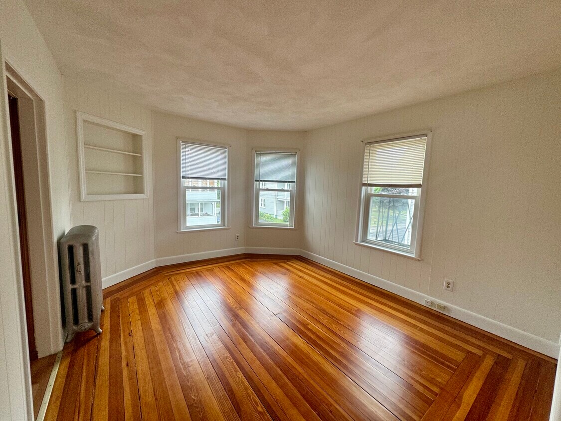 Foto principal - 82 Chestnut Ave