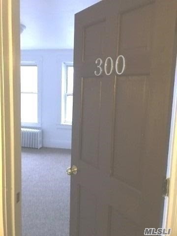 Building Photo - 65 Audrey Ave