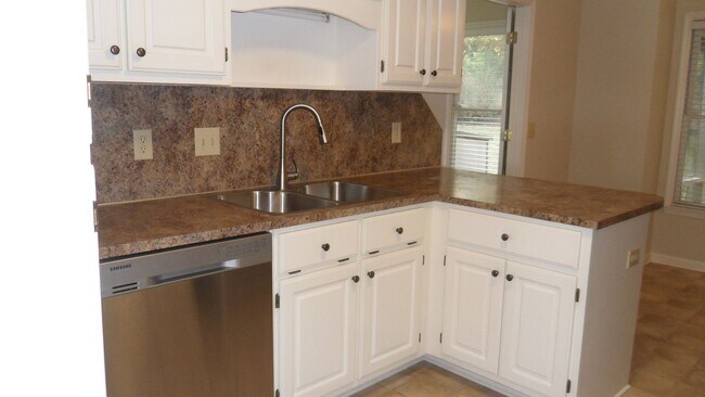 Foto del edificio - Like New North Columbus