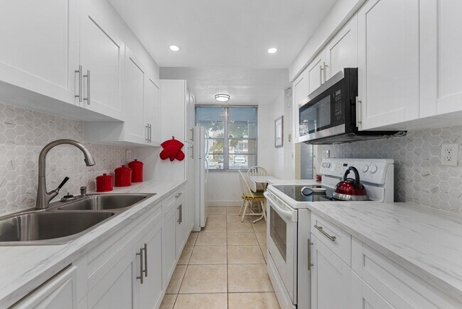 Foto del edificio - 2900 NW 48th Terrace