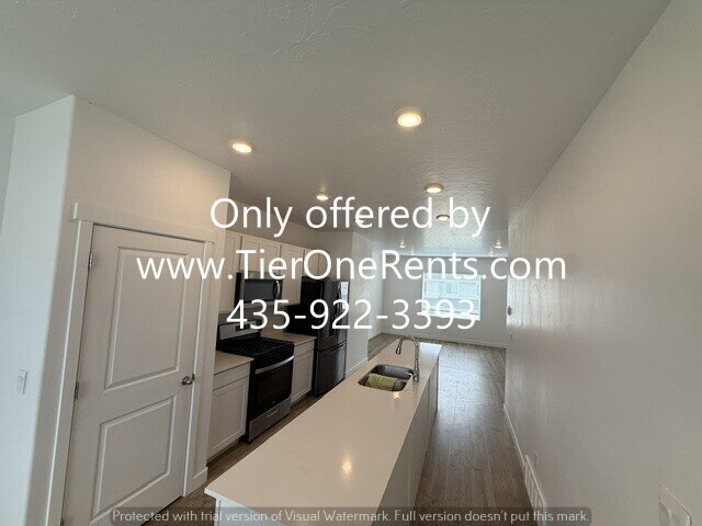 Foto del edificio - NO DEPOSIT option available for qualified renters