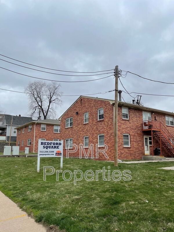 Primary Photo - 4524 Bedford Ave