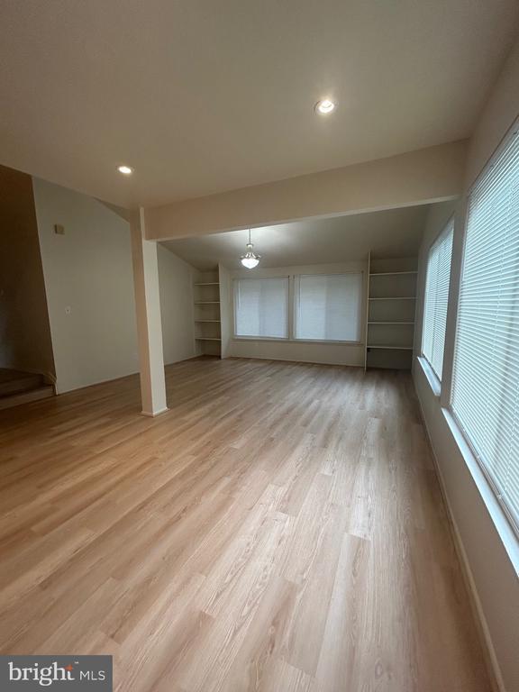 Building Photo - 15705 Perkins Ln