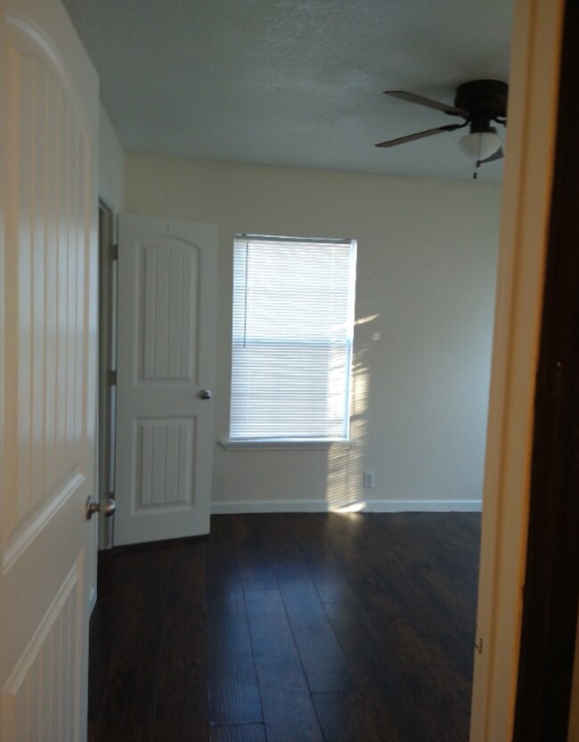 Foto del edificio - 2716 Vogt St