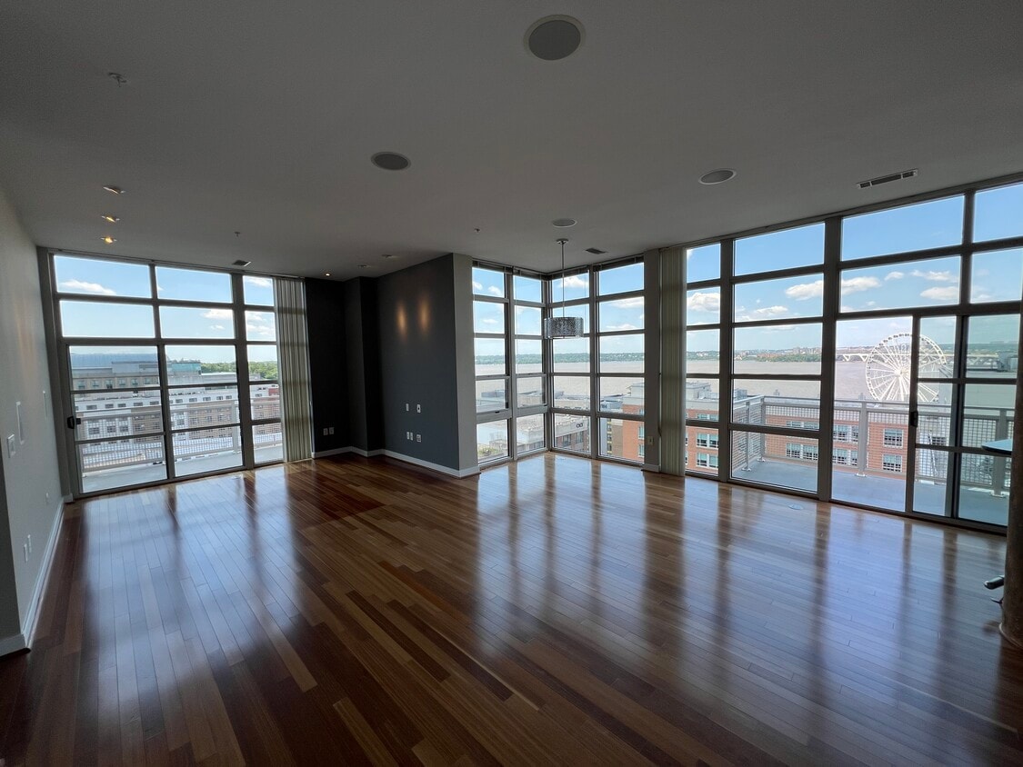 Photo - 157 Fleet St (Oxon Hill, MD)