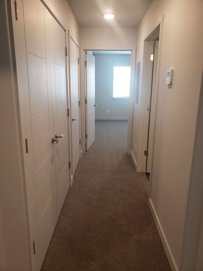 Foto del edificio - 2 Bed 1 Bath in Springville!!