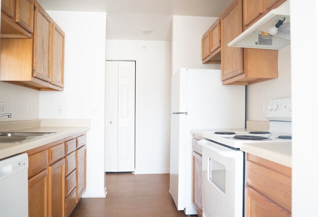 Building Photo - Bayberry Pointe Apartments