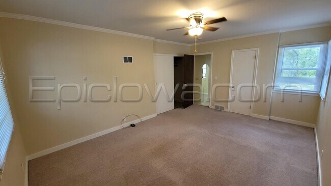 Foto del edificio - 3601 Center Point Rd NE