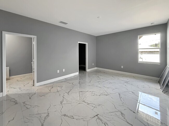 Foto del edificio - 5325 27th St SW