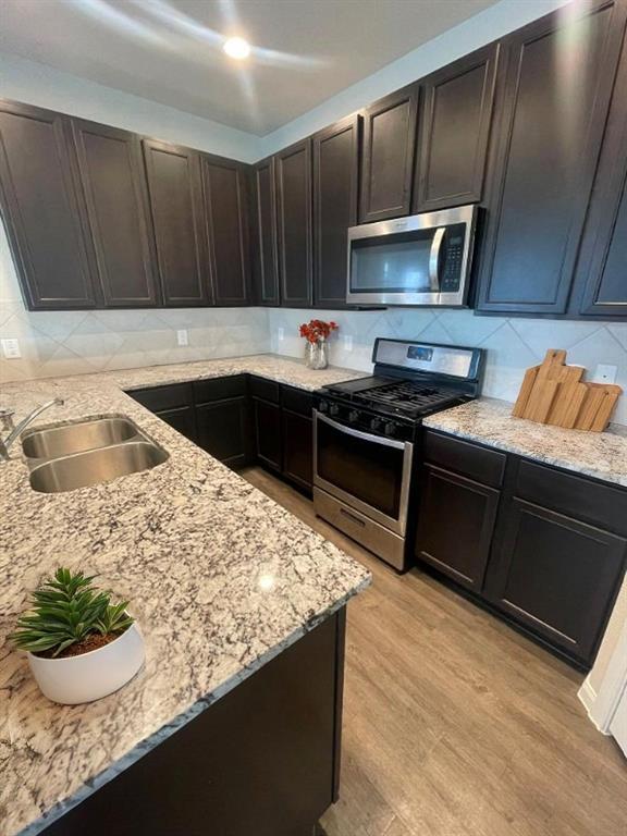 Foto del edificio - 3540 Wooded Ln