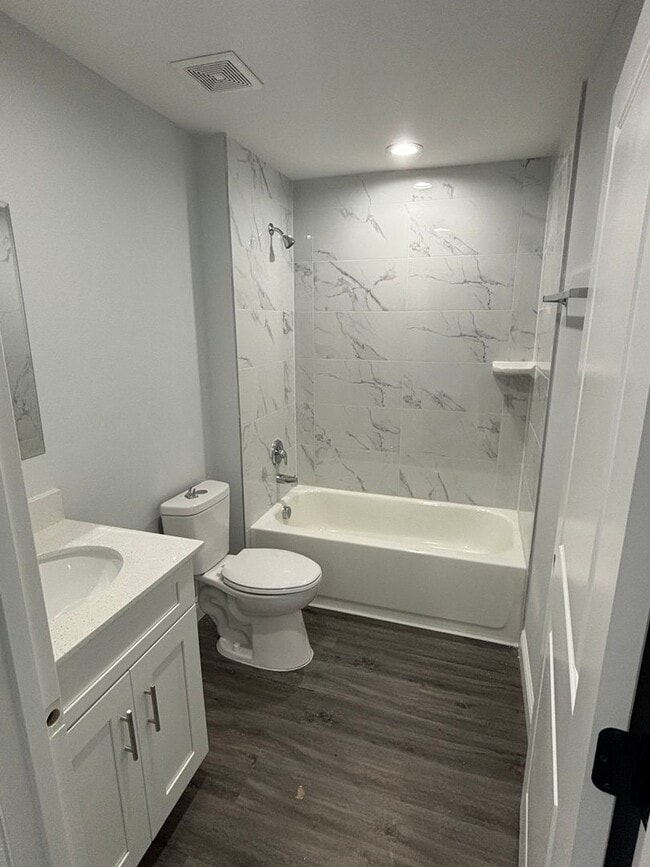 Building Photo - Brand New Designer Home Awesome Location Ready for Family