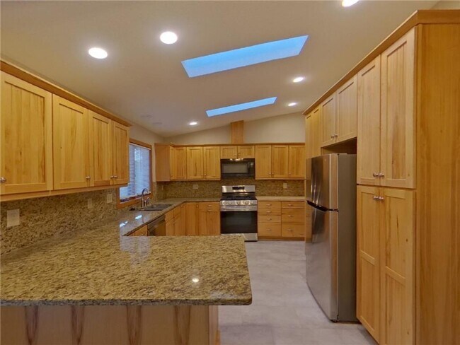 Foto del edificio - 2361 5th St NW