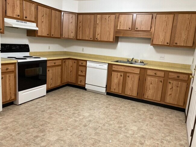 Foto del edificio - Marylou Unit 10 - 2 Bedroom, 1.5 Bath Town...