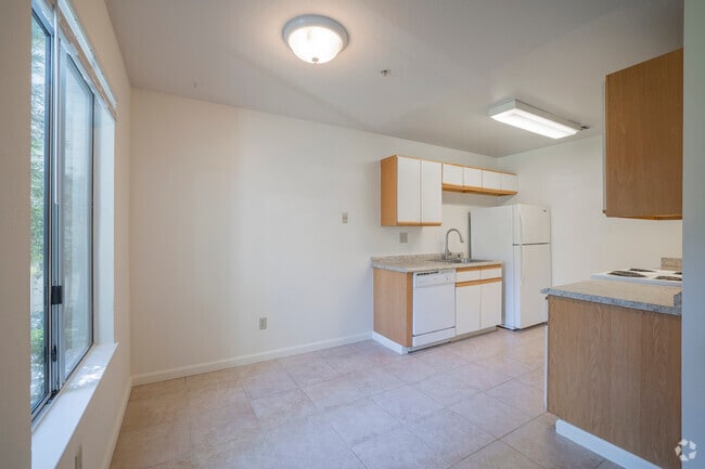 2BR, 1BA - 870 SF - Kitchen - Cadillac Flats