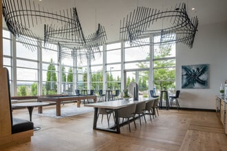 Building Photo - 5151