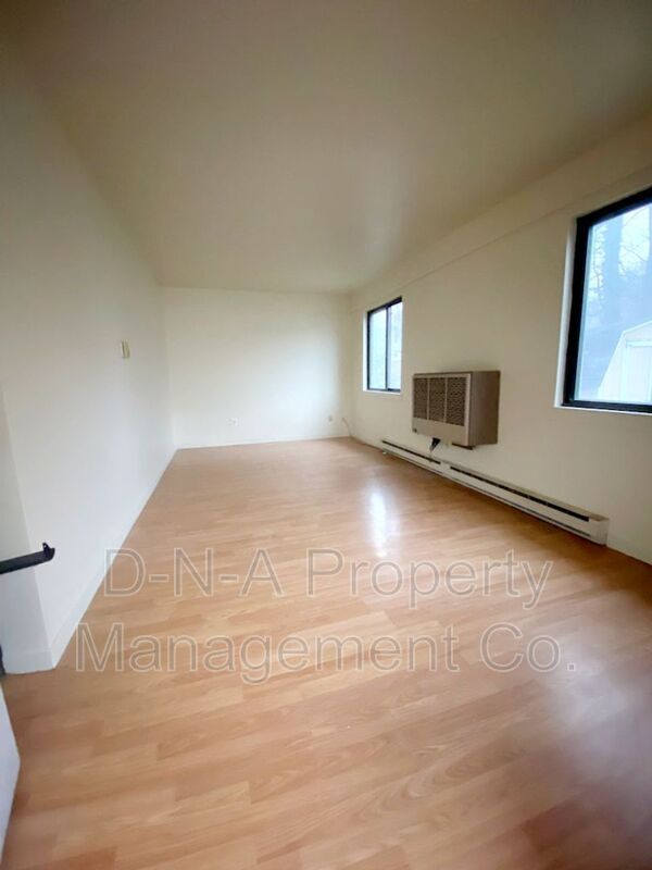 Foto del edificio - 716 W Lackawanna Ave