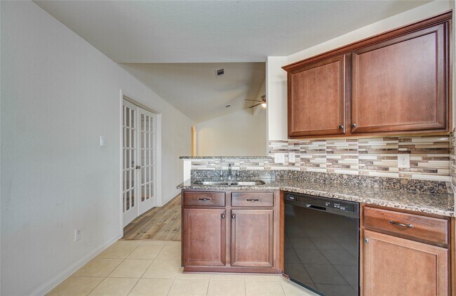 Foto del edificio - 1315 Diamond Drape Dr