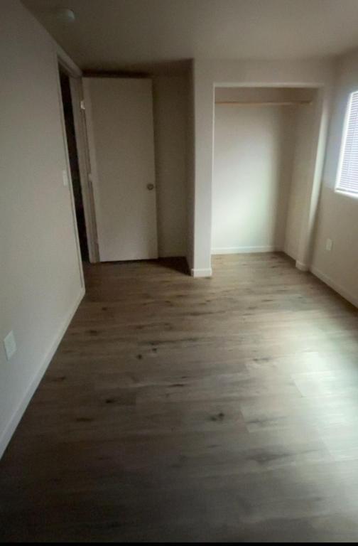 Foto del edificio - 450 W Thurber Rd