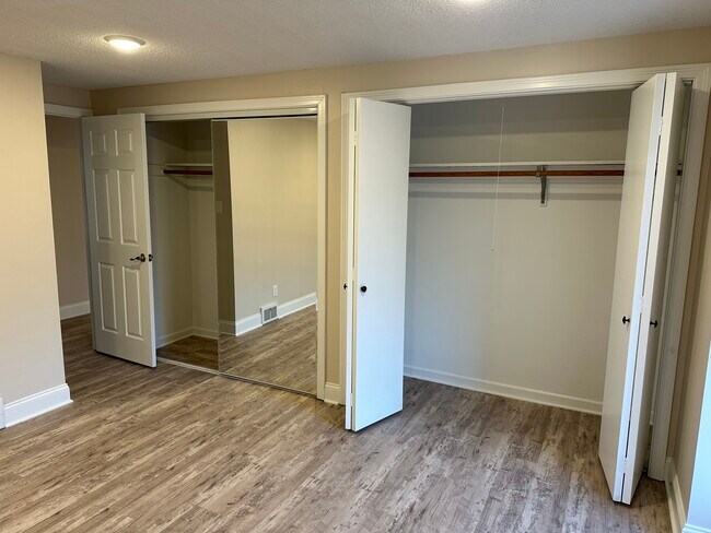 1er dormitorio - 1 Laura Ln