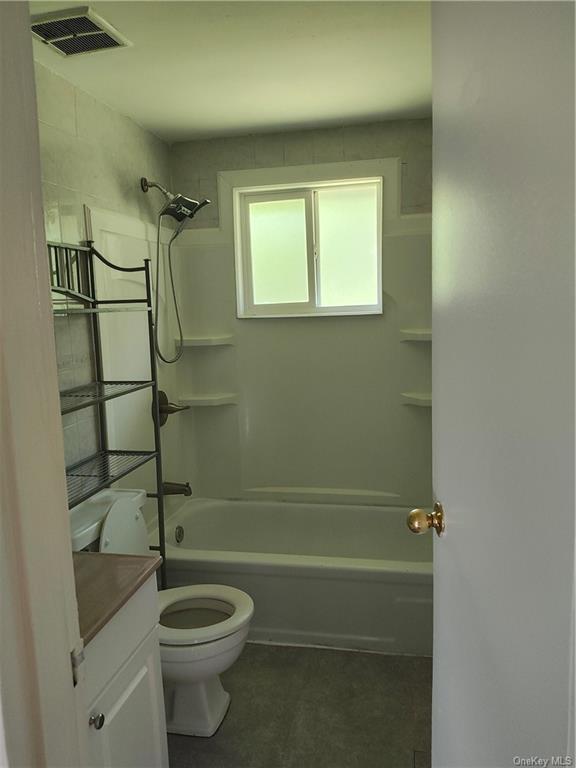 Building Photo - 804 Parr Meadow Dr