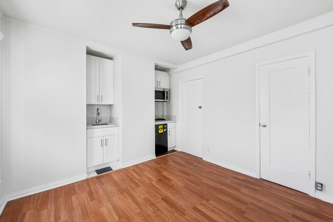 Photo - 5371 Louis Pl Apartment