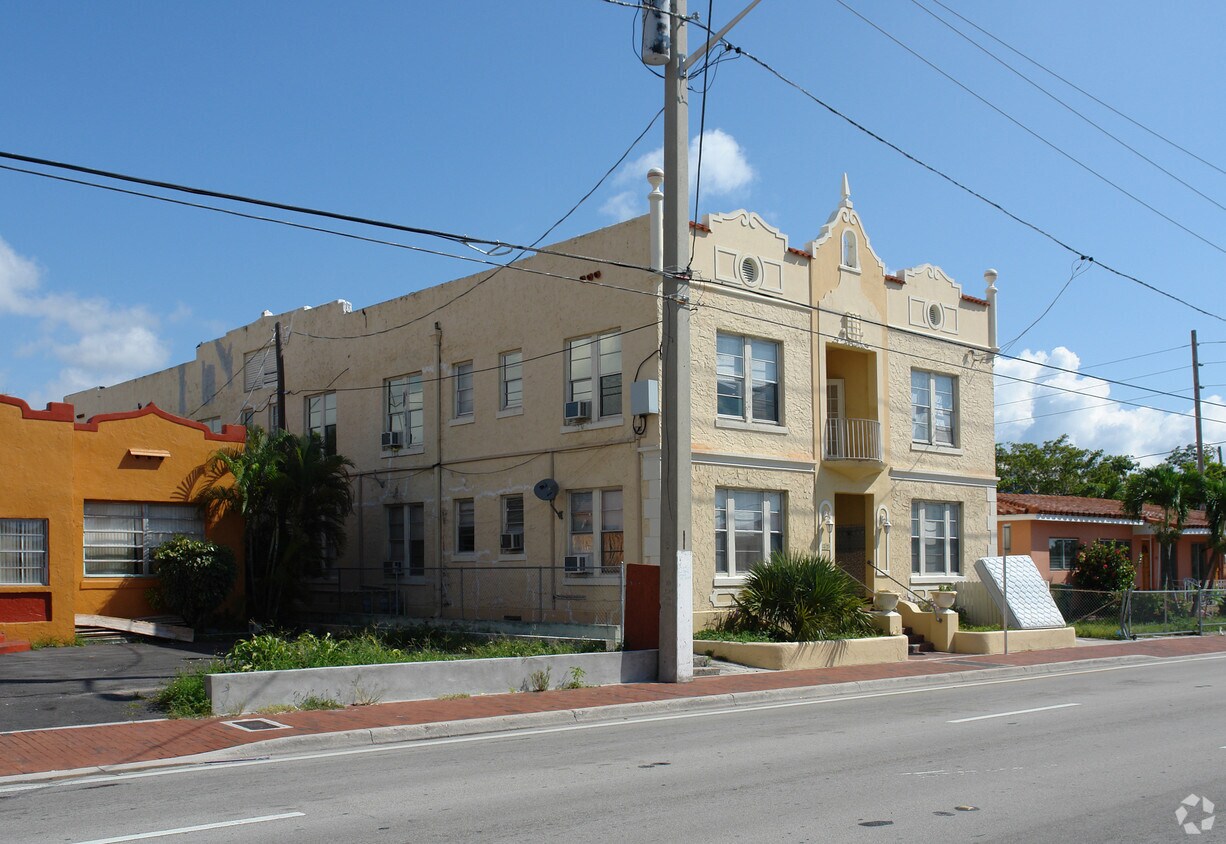 Foto del edificio - 1321 SW 7th St