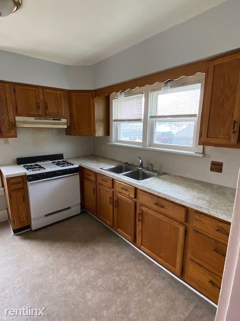 Building Photo - 2 br, 1 bath House - 1103 E Larch Ave