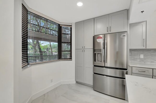Building Photo - 6420 Boca Del Mar Dr