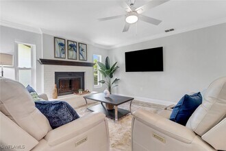 Building Photo - 6060 Perthshire Ln