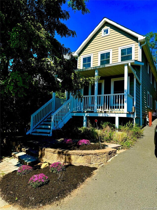 Primary Photo - 282 High Ave