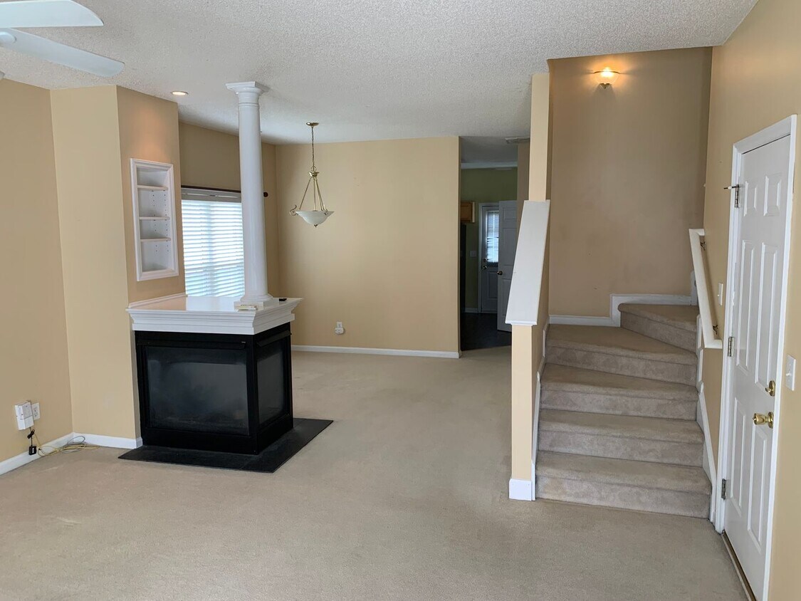 Foto del edificio - End unit townhome in Morrisville!