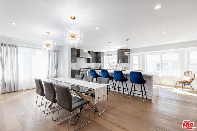 Foto del edificio - 18721 Hatteras St