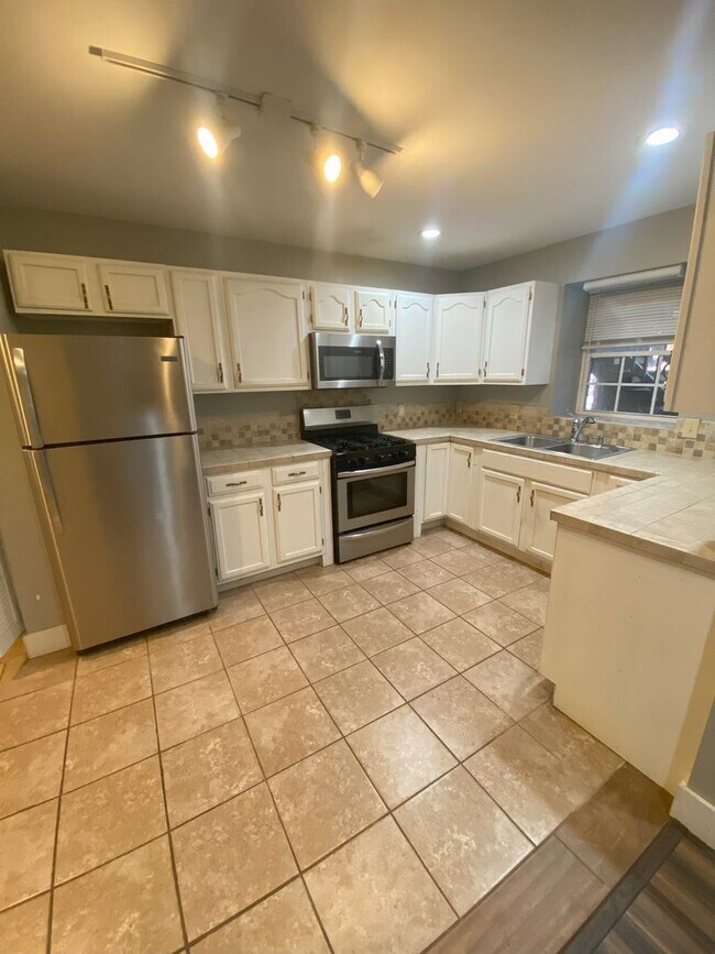 Foto del edificio - 167 Wagon Wheel Ln